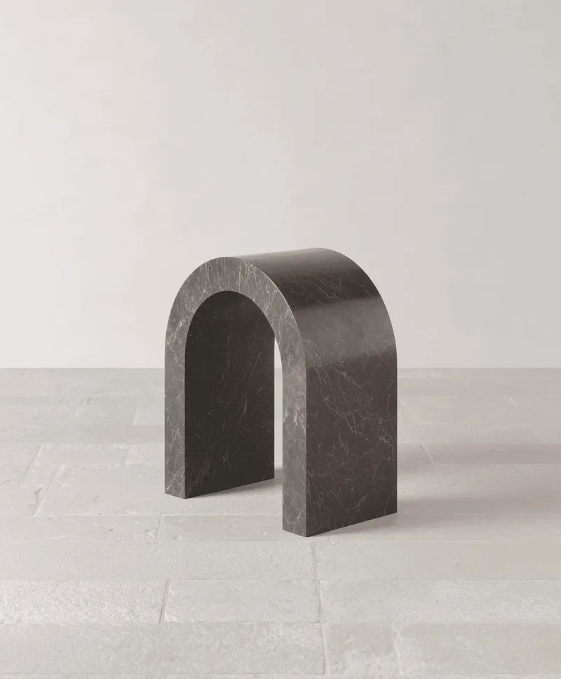 black stool1